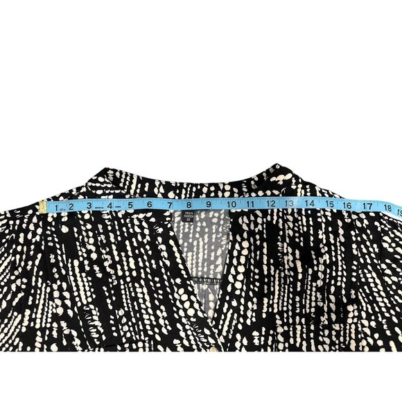 Cocomo Woman Black & White Abstract Print 3X Blouse With 3/4 Sleeves - Picture 8 of 8